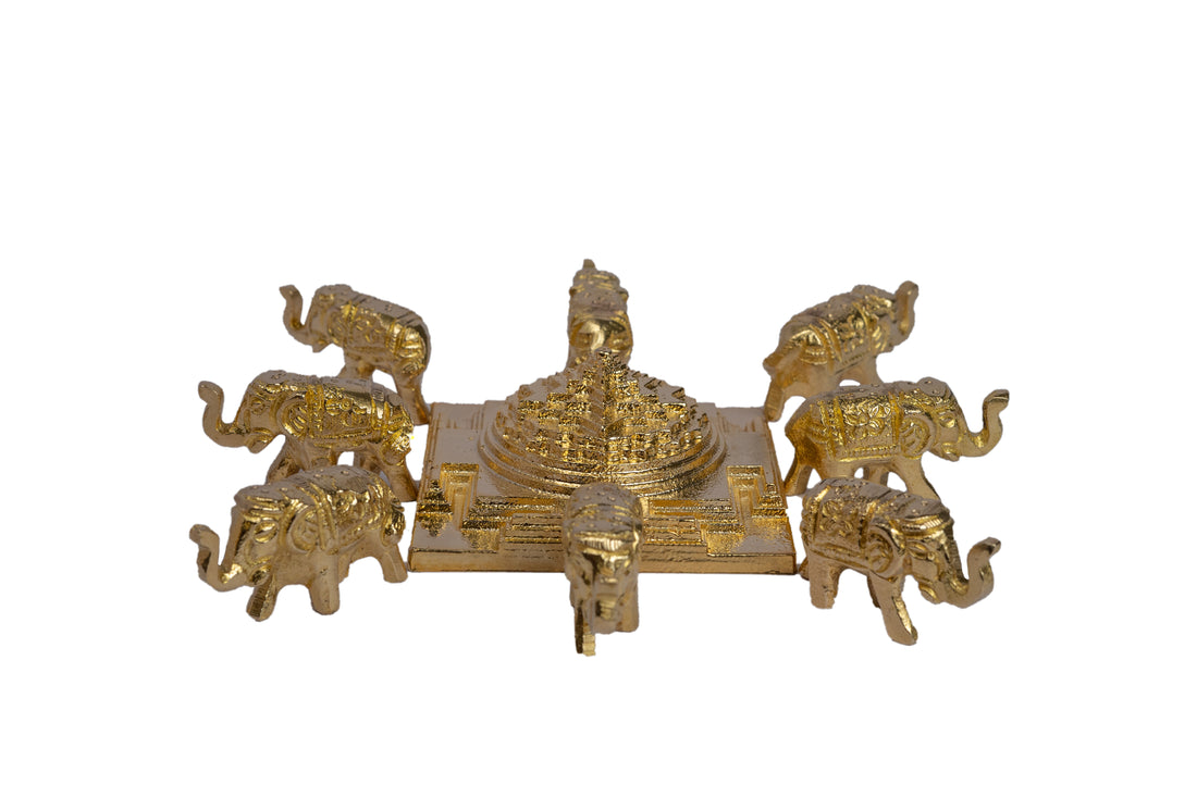 Shri Yantra with 8 Diggaj (Ashtadiggaj)